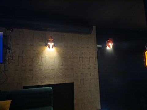 Appliques Sparta le long d'un mur